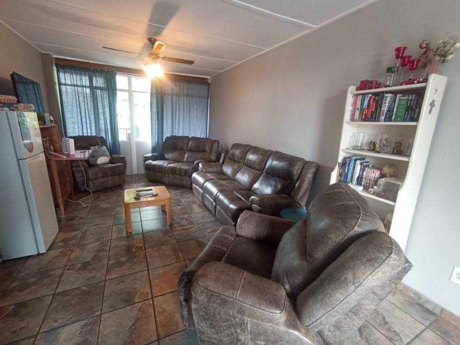 1 Bedroom Property for Sale in Potchefstroom North West